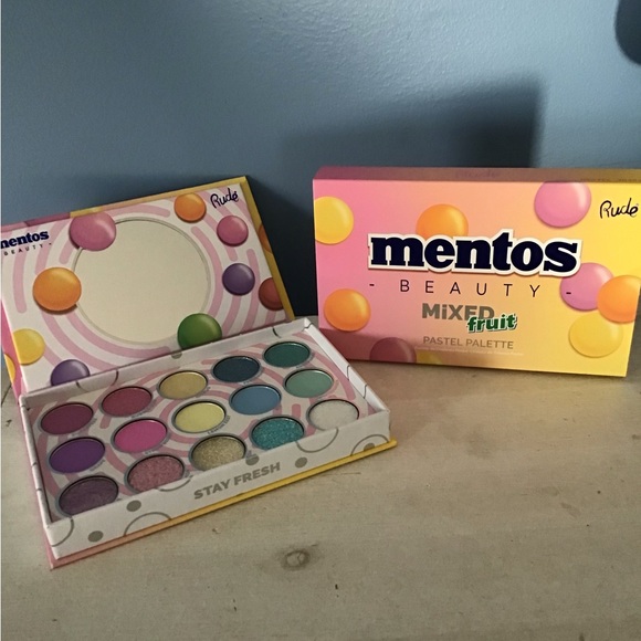 Rude Cosmetics Mentos LE set 8 products:eye and face brush sets, eyeshadow lips - Picture 2 of 14